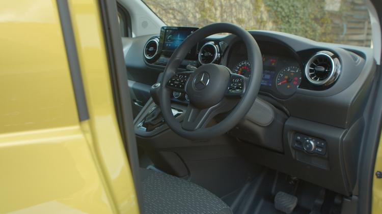 MERCEDES-BENZ CITAN L1 DIESEL 110CDI Progressive Van